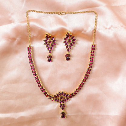 Traditional Floral Motif Necklace & Earring Jewelry Set – 2 Piece Set