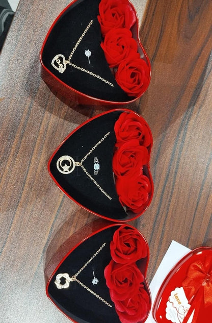 Sparkling Love Necklace & Jewelry with Artificial Roses in Heart Box