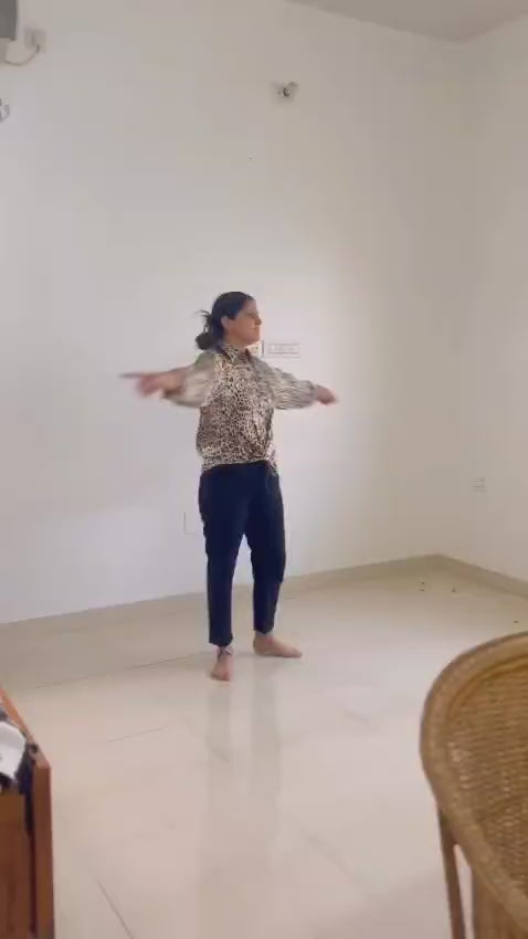 Self-Adhesive Waterproof Glass Mirrors Mosaic Tiles Sticker Diamond Pattern for Craft, Wall, and Home Decor